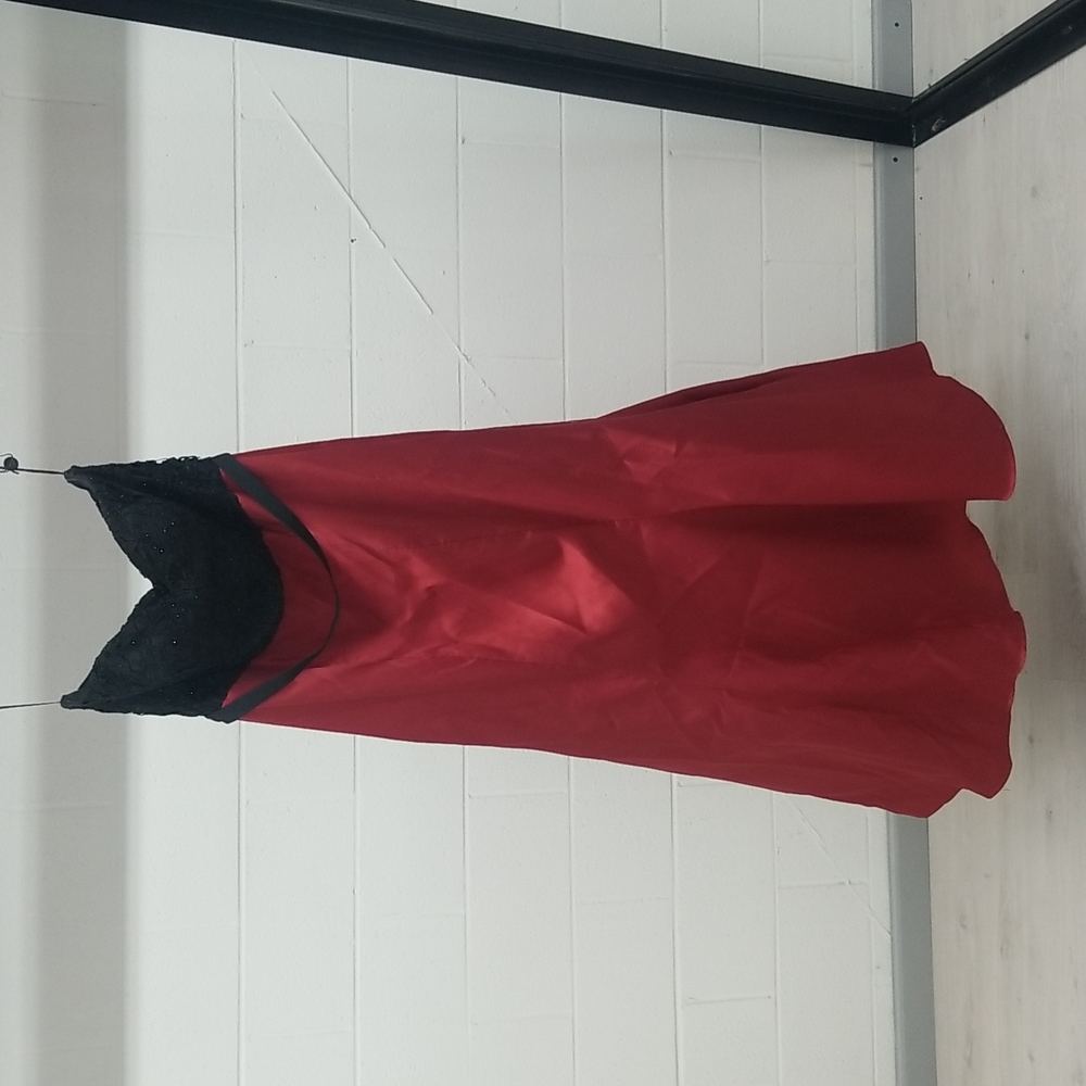 COPY - Sydney's Closet size 14 Strapless Gown
